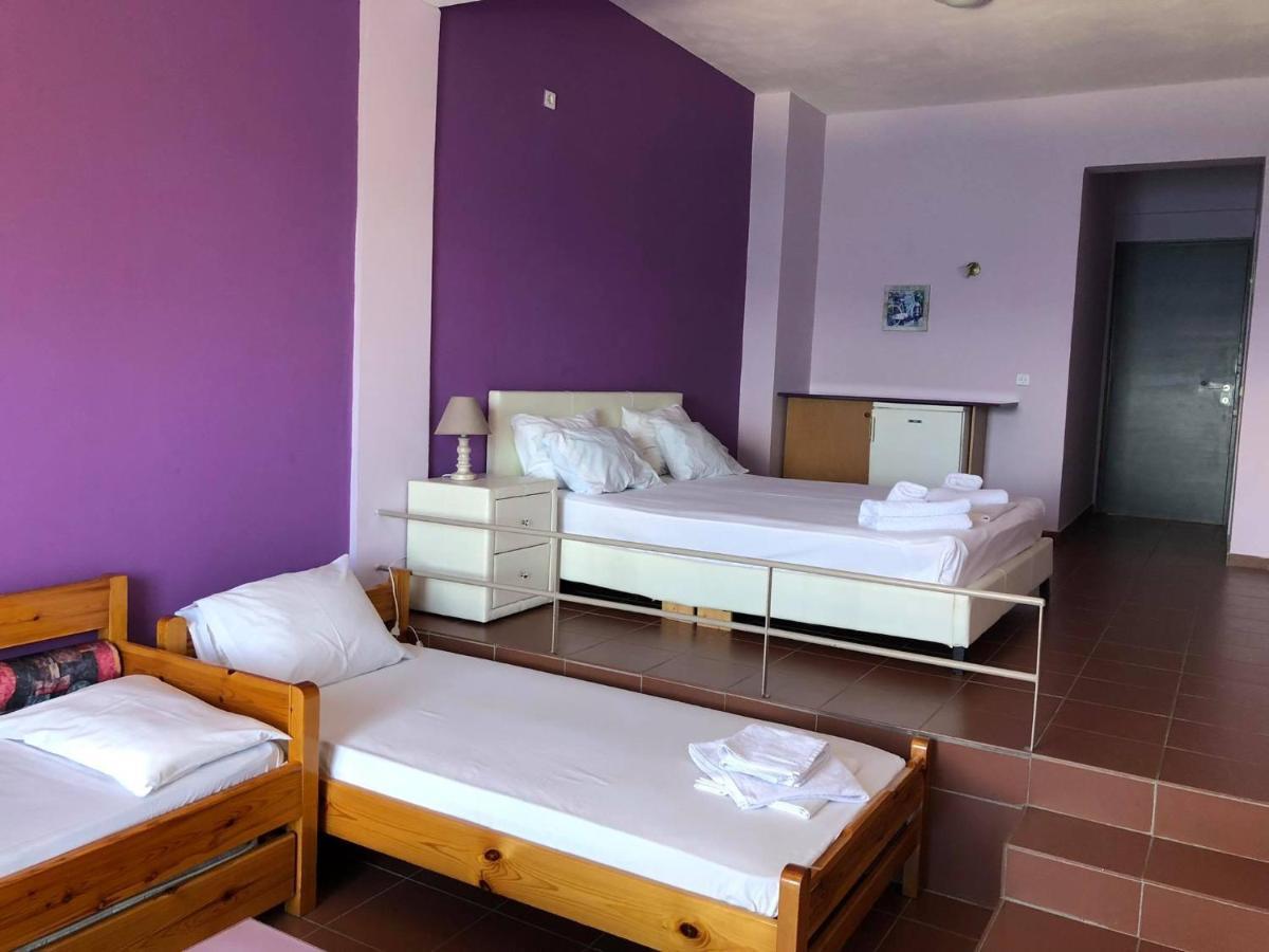 Maravellia Hotel Lutrá Edipszú Kültér fotó