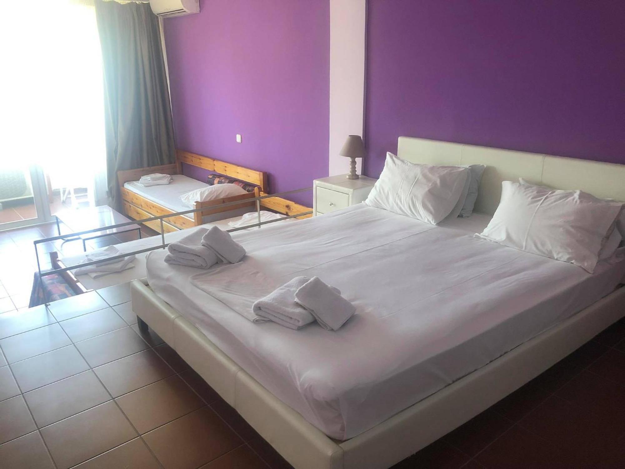 Maravellia Hotel Lutrá Edipszú Kültér fotó