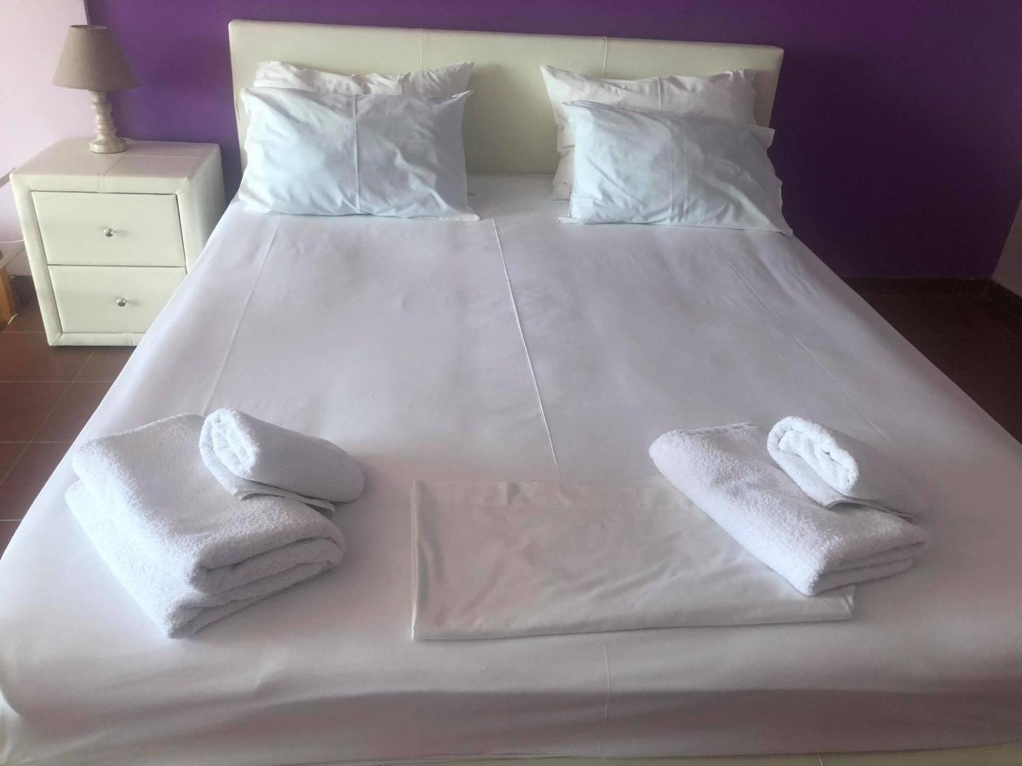 Maravellia Hotel Lutrá Edipszú Kültér fotó
